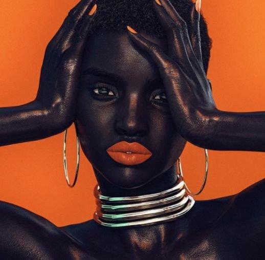 Onun insan, yaxud gəlincik olduğunu ayırd etmək çətindir -  FOTOLAR